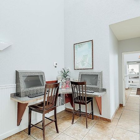 Ocean Front Comfy Condo W/Kitchen, Sleeps 4, Snowbird Paradise Миртъл Бийч Екстериор снимка